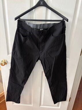 Men's Black Casual Chinos - Comfortable Everyday Wear